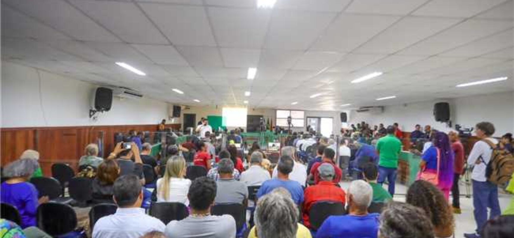 Prefeitura de Ilhéus reforça importância da participação popular na audiência pública sobre a LOA