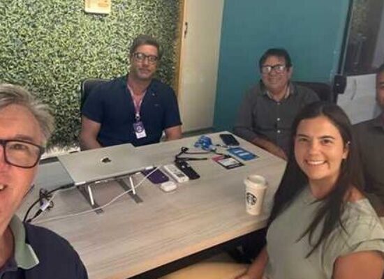 Prefeitura de Ilhéus e ACII realizam encontro com a startup Bebook para fortalecer inovação
