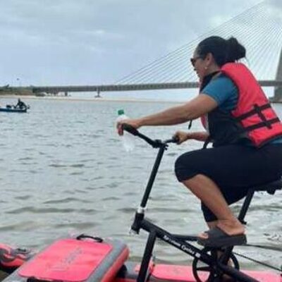 ILHÉUS: Passeio aquático reúne moradores e turistas na Praia da Maramata