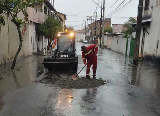 Ações rápidas da Prefeitura de Ilhéus reduzem impactos das chuvas no município