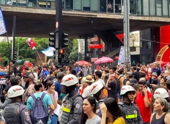 Manifestações contra PL da Dosimetria são realizadas nas principais capitais do país