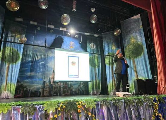 Prefeitura realiza treinamento para entrega dos vouchers do programa Esperança na Mesa Kit Natal