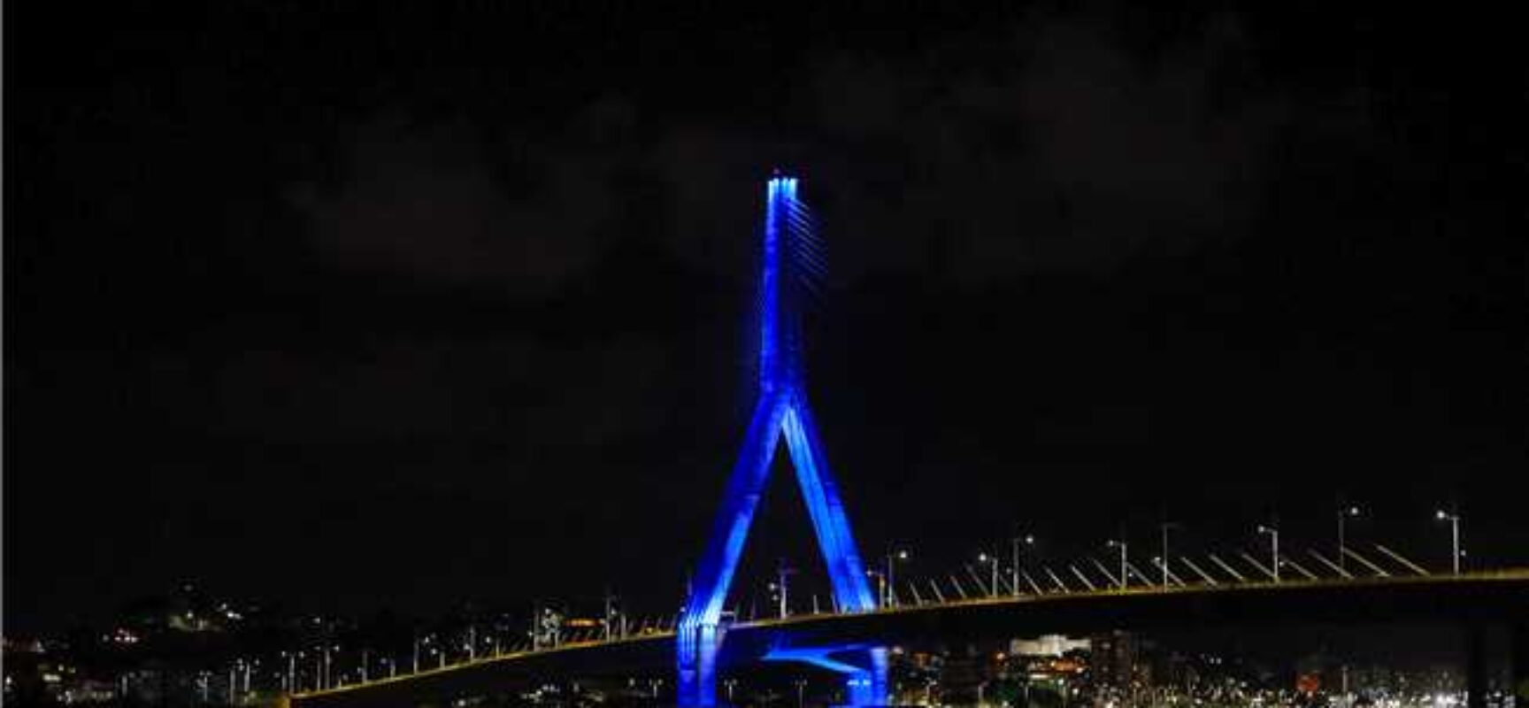 Prefeitura de Ilhéus entrega nova iluminação cênica da Ponte Jorge Amado
