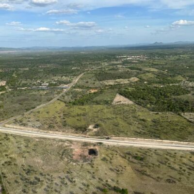 Obra de pavimentação na BA-120 é retomada e Governo antecipa previsão de entrega para 2026