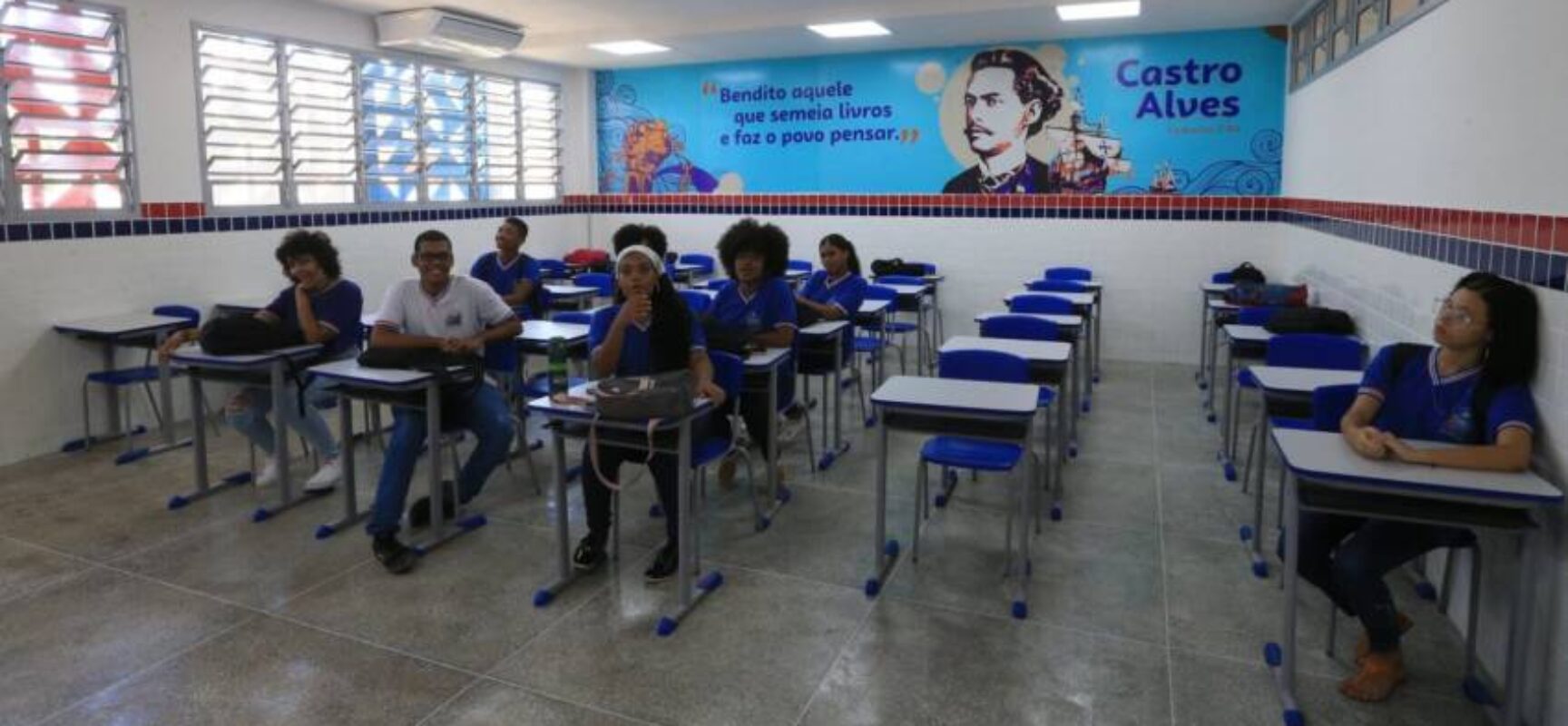 Rede estadual de ensino da Bahia abre matrículas nesta segunda; PcDs têm prioridade