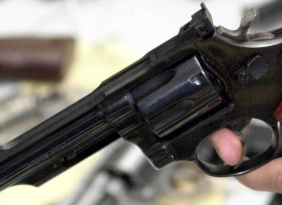 Projeto que aprova a interdição administrativa de imóveis usados para crimes avança na Câmara; entenda