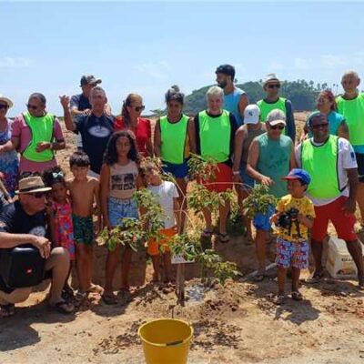 Prefeitura de Ilhéus realiza ação simbólica de plantio no encontro de Motorhome