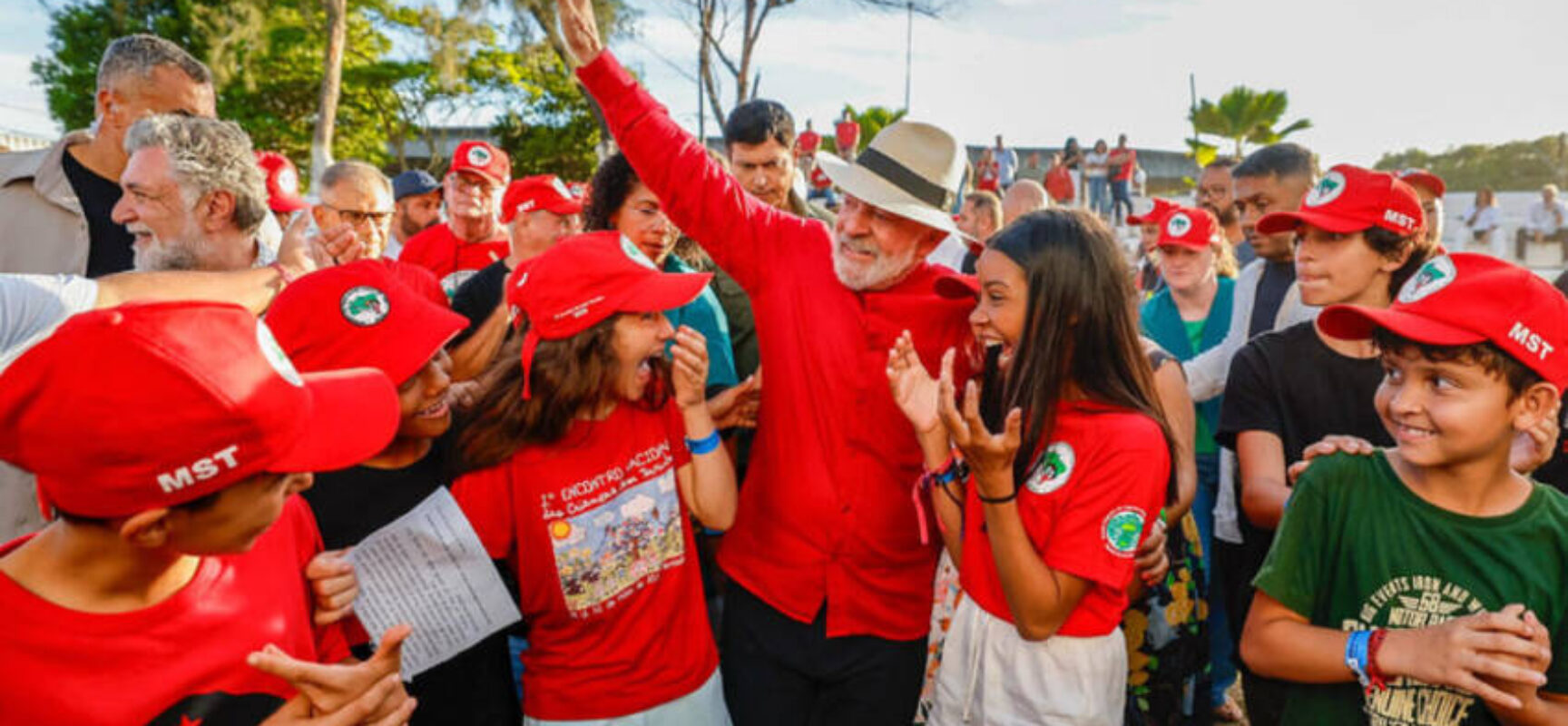 Em Salvador, Lula critica proposta de Trump e diz que EUA querem criar “nova ONU” sob controle único