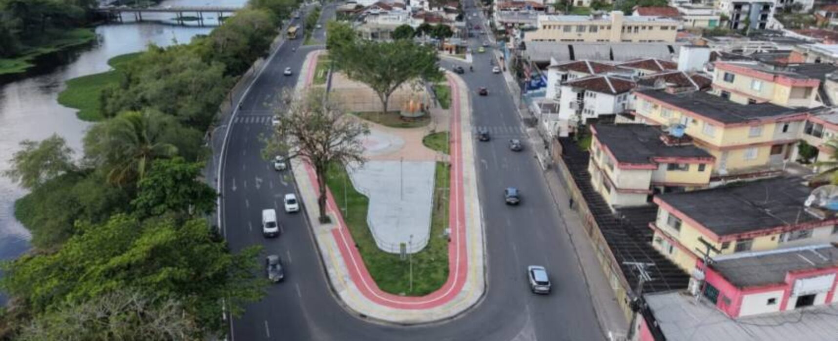 Prefeitura de Itabuna entrega adesivo de acesso aos moradores do entorno do Circuito Sabará durante o Carnaval Antecipado