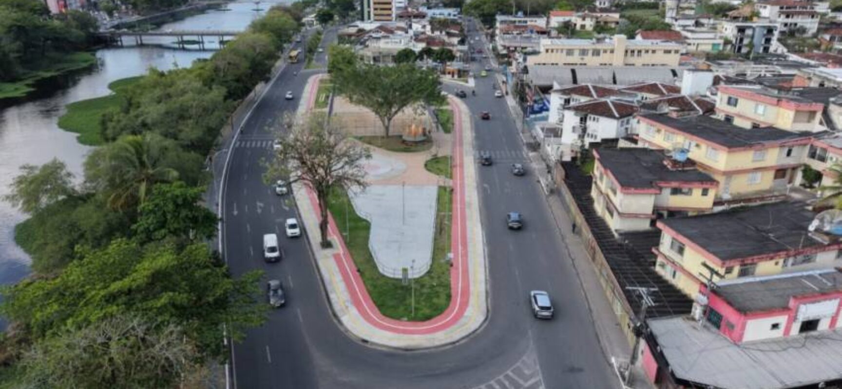 Prefeitura de Itabuna entrega adesivo de acesso aos moradores do entorno do Circuito Sabará durante o Carnaval Antecipado