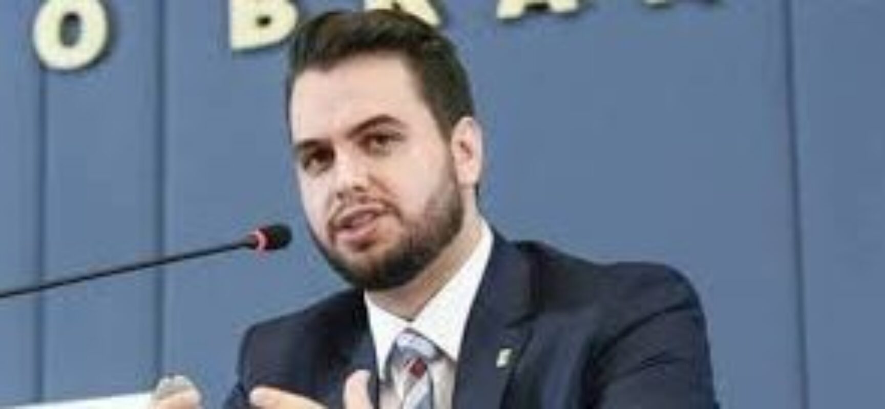 Ex-assessor de Bolsonaro, Filipe Martins é preso no Paraná por descumprir medidas cautelares