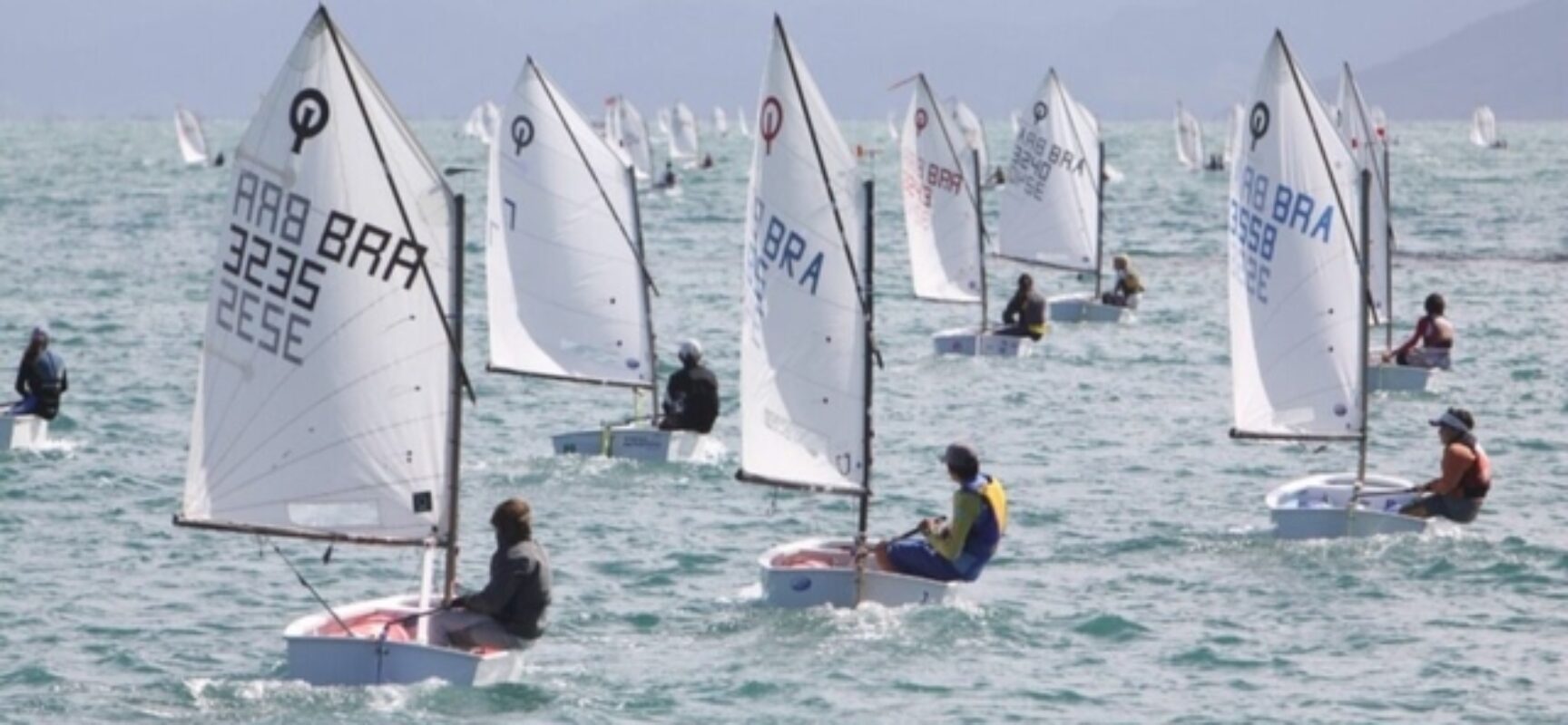 Itaparica sedia principal competição de vela de base do país, que movimenta o turismo náutico