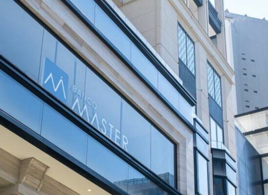 Estados e municípios aplicaram R$ 1,87 bilhão no Banco Master, aponta Previdência