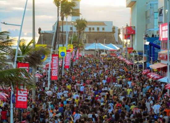 Carnaval de Salvador amplia ações de combate ao assédio e cria pontos de acolhimento