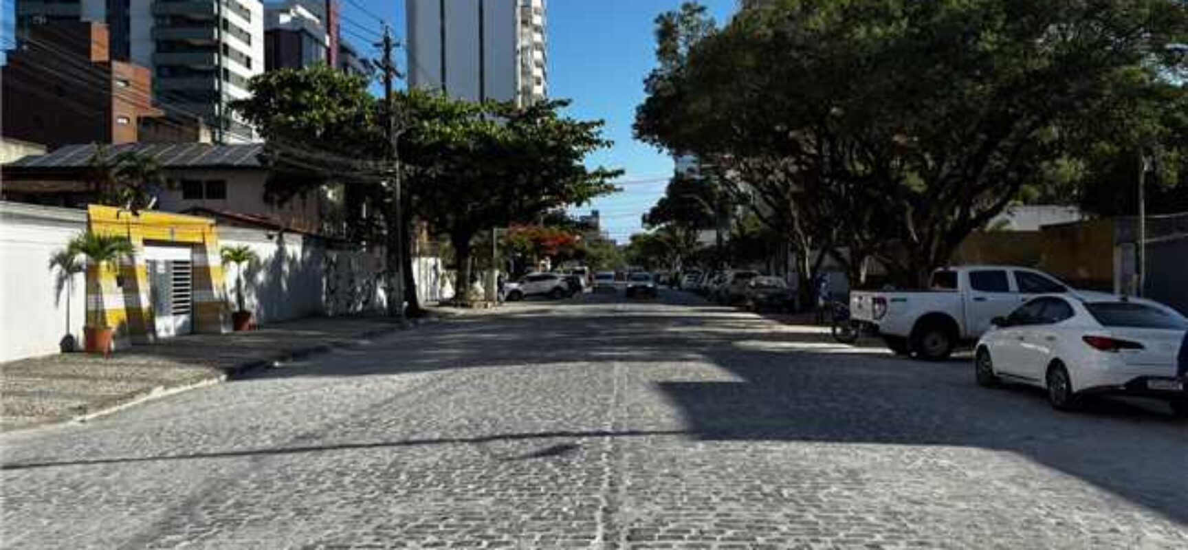 Av. Vereador Marcus Paiva recebe modernização na iluminação e reassentamento de paralelo