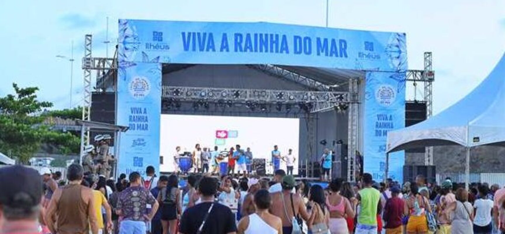Festa de Iemanjá movimenta Ilhéus com celebrações religiosas e shows musicais