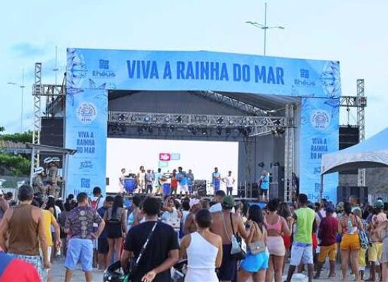 Festa de Iemanjá movimenta Ilhéus com celebrações religiosas e shows musicais