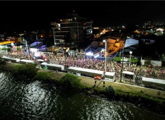 Carnaval de Ilhéus 2026 anima bairros e fortalece tradição cultural