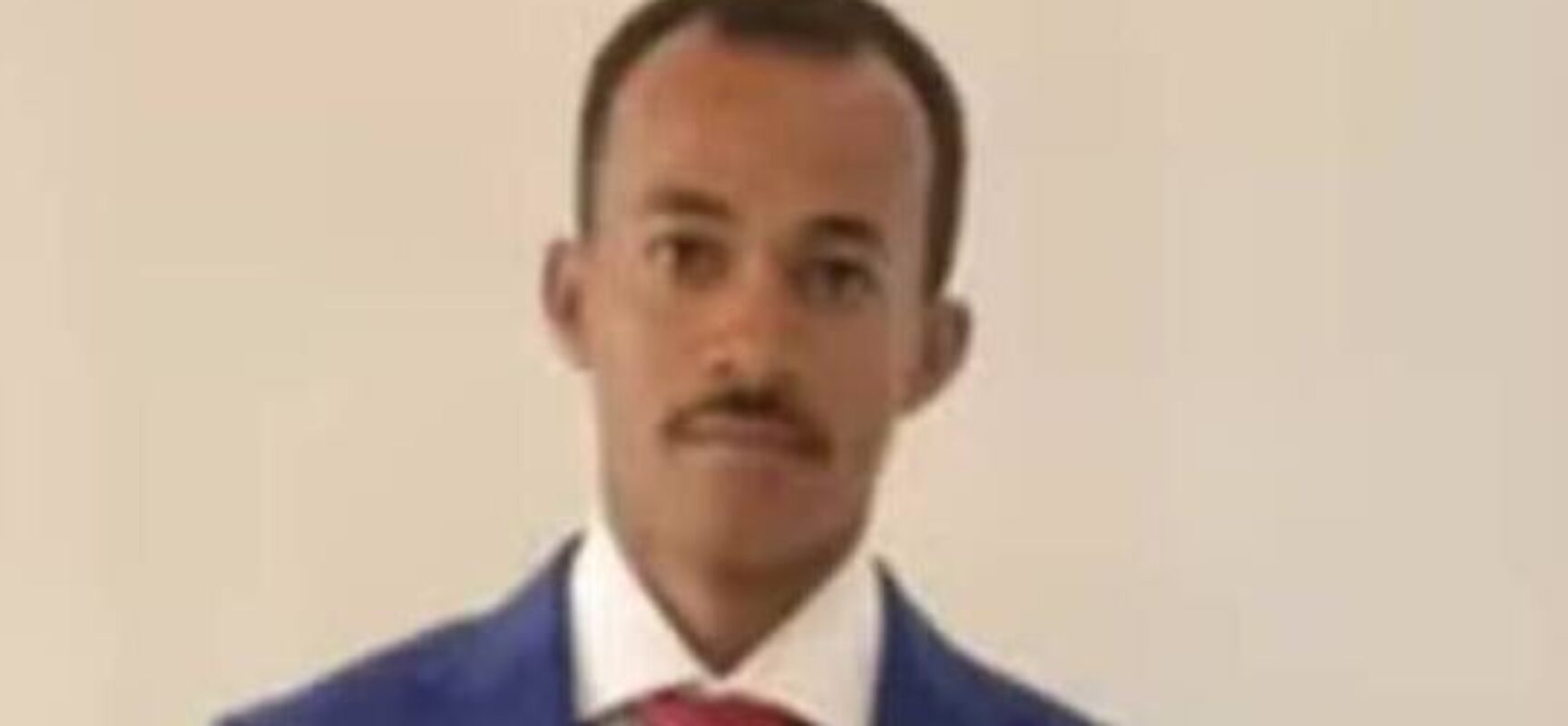 Vereador suspeito de homicídios é preso após tentar fugir por telhado