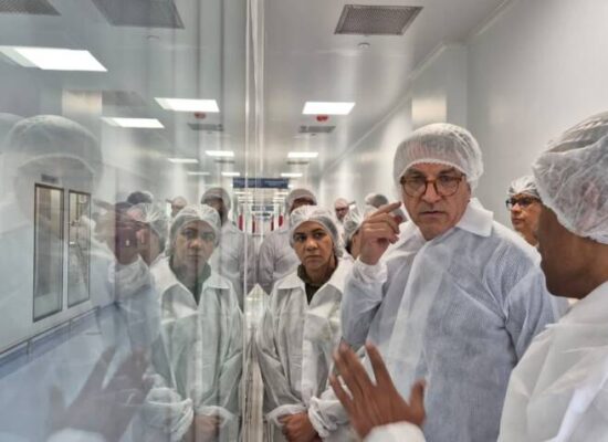 Em missão na Índia, Governo da Bahia e Ministério da Saúde avançam na transferência de tecnologia de medicamento oncológico