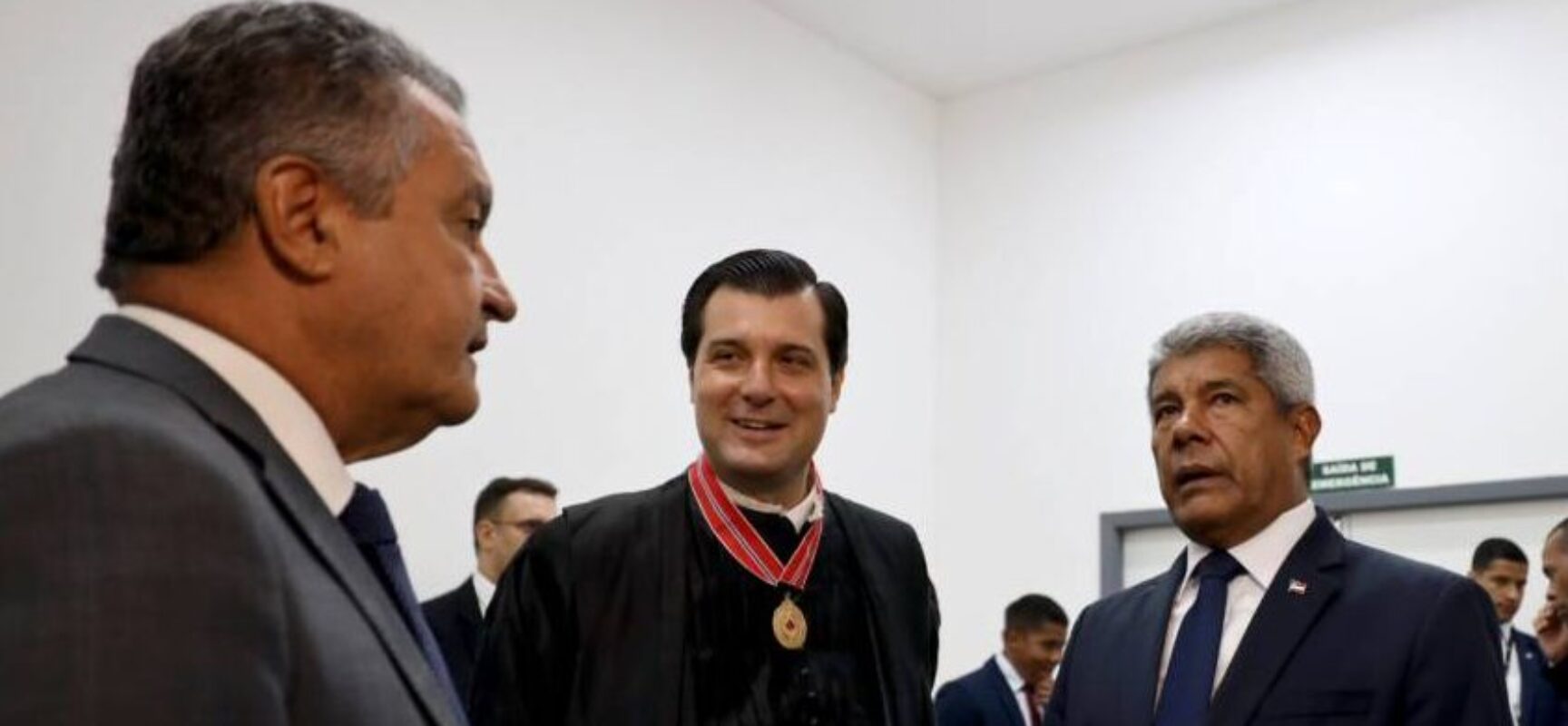 Governador prestigia posse do promotor Pedro Maia, reconduzido ao comando do MP baiano