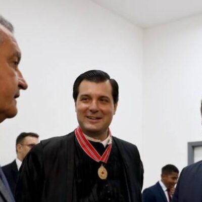 Governador prestigia posse do promotor Pedro Maia, reconduzido ao comando do MP baiano