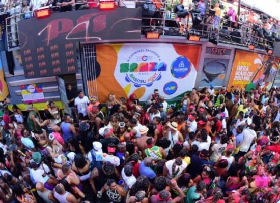 Segunda de Carnaval reúne grandes nomes nos circuitos de Salvador; veja a programação