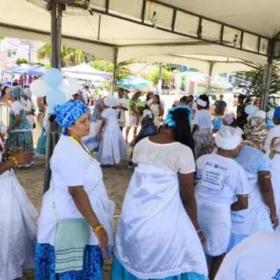 Mais de 200 representantes de terreiros de Itabuna participam da Festa de Iemanjá em Ilhéus