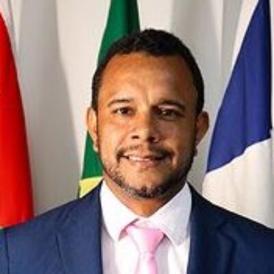 VEREADOR NETO DA SAÚDE SOLICITA IMPLANTAÇÃO DE SERVIÇOS DE TELEMEDICINA EM ILHÉUS