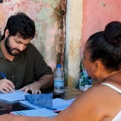 Caravana da Mulher leva serviços de saúde e assistência ao bairro Conquista