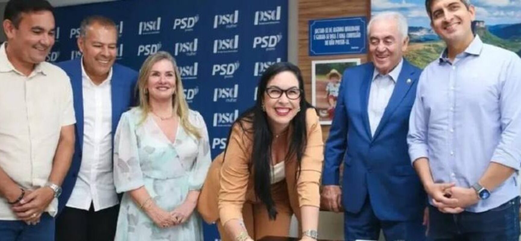 PSD filia deputada Ludmilla Fiscina e amplia presença feminina na Assembleia da Bahia