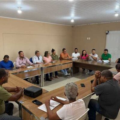 Prefeitura de Ilhéus fortalece diálogo com comunidades em reunião com administradores de bairro