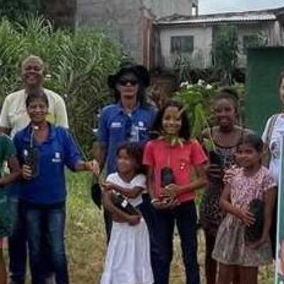 Jovens do NUCA participam de ações para proteção do meio ambiente em Ilhéus