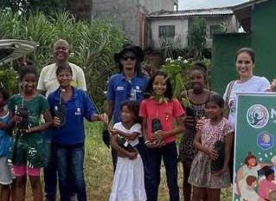 Jovens do NUCA participam de ações para proteção do meio ambiente em Ilhéus