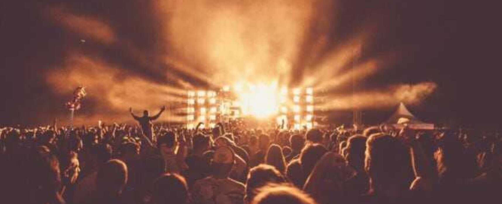 Câmara de Ilhéus aprova projeto que proíbe contratação de shows com apologia a crimes e drogas