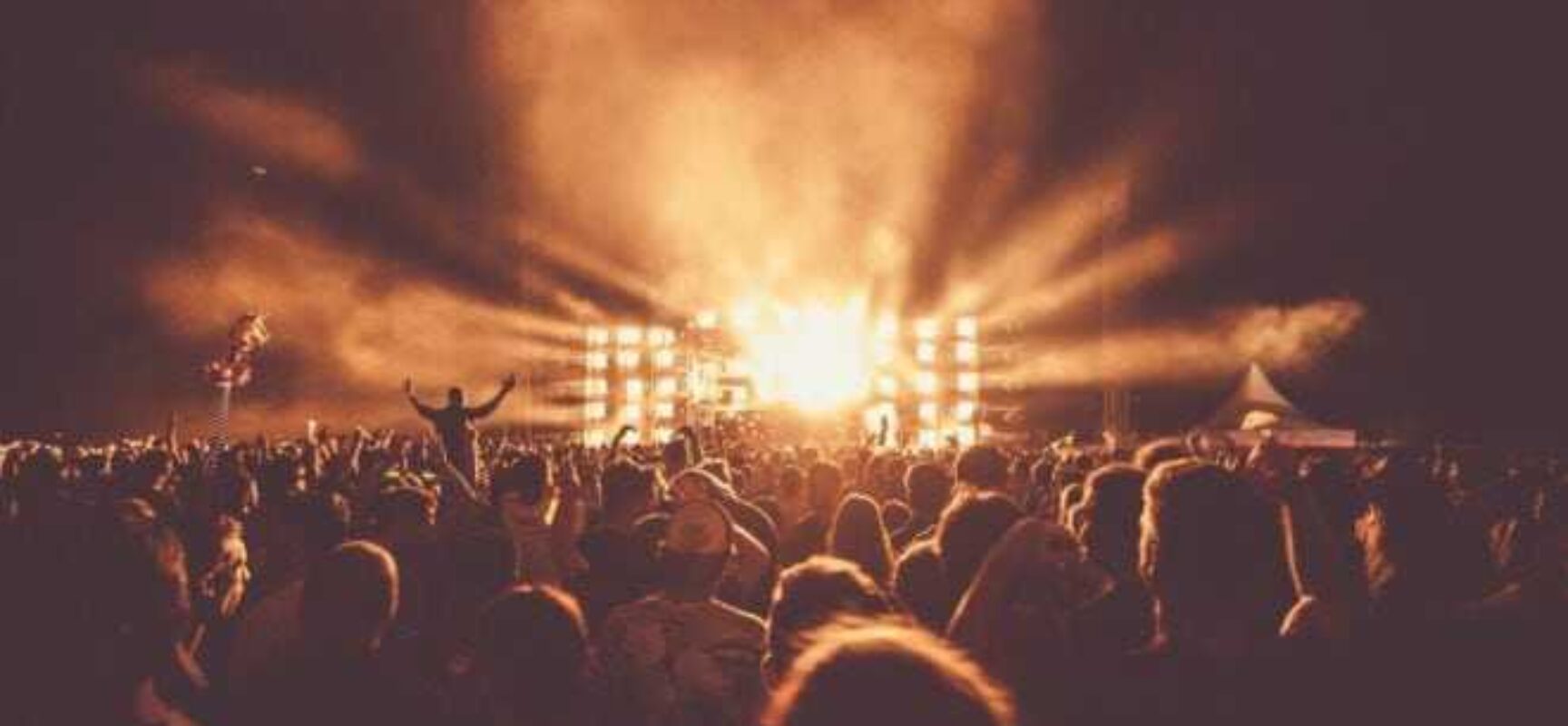 Câmara de Ilhéus aprova projeto que proíbe contratação de shows com apologia a crimes e drogas