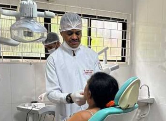Prefeitura de Ilhéus amplia acesso à saúde bucal com entrega de novas próteses dentárias no CEO