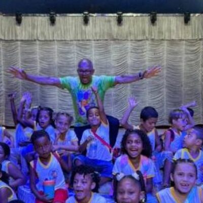 AÇÃO SOCIAL LEVA CERCA DE 800 CRIANÇAS AO CIRCO EM ILHÉUS