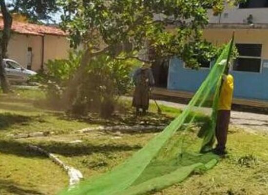 Prefeitura realiza limpeza e roçagem em área do antigo Sesp