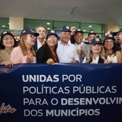 Governador participa de Encontro de Prefeitos e reforça união entre Estado e municípios