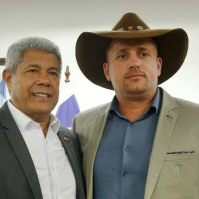 Governo do Estado entrega novos equipamentos e debate novos investimentos para Cordeiros