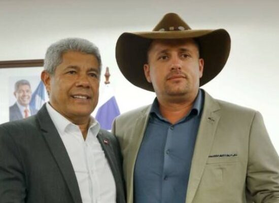 Governo do Estado entrega novos equipamentos e debate novos investimentos para Cordeiros