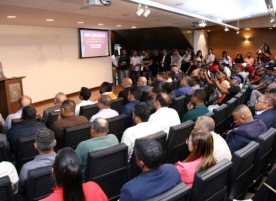 Governador autoriza obras de encostas e macrodrenagem para ampliar segurança em seis municípios baianos