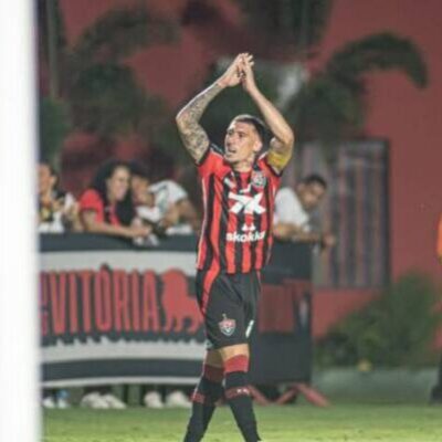 Com gol de Baralhas, Vitória bate Mirassol por 1×0 no Barradão