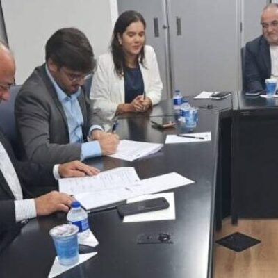 SESI e SENAI firmam contratos com prefeitura de Ilhéus para qualificação profissional e educação tecnológica