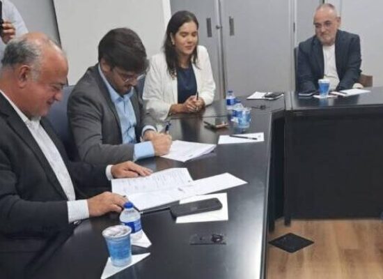 SESI e SENAI firmam contratos com prefeitura de Ilhéus para qualificação profissional e educação tecnológica