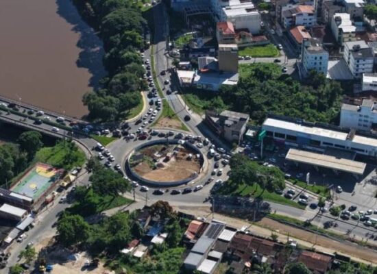 Prefeitura de Itabuna modifica tráfego de veículos na Avenida Princesa Isabel por causa das obras do complexo viário