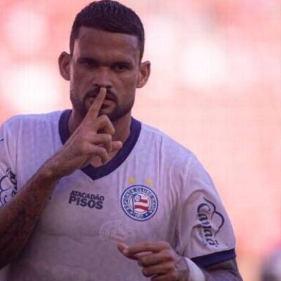 Willian José marca, Bahia vence o Internacional em pleno Beira-Rio e encosta nos líderes do Brasileirão