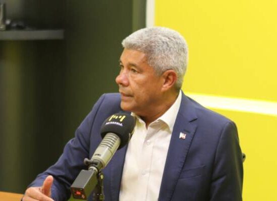 “Vou trabalhar para que as fake news fiquem longe”, diz Jerônimo sobre pré-campanha na Bahia