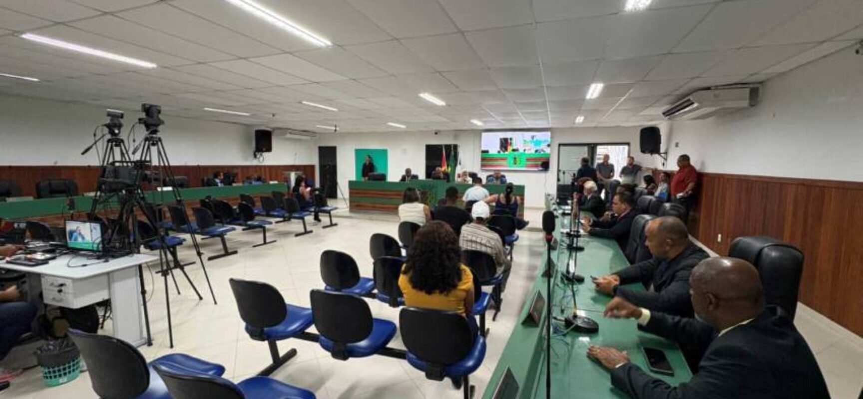 Câmara de Ilhéus altera a composição das comissões de Justiça e de Finanças